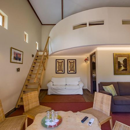 Rocabella Hellinikon Country Hotel Экстерьер фото