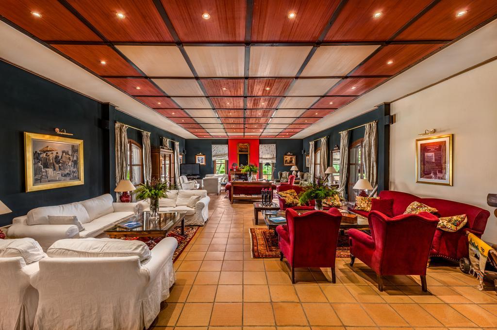 Rocabella Hellinikon Country Hotel Экстерьер фото